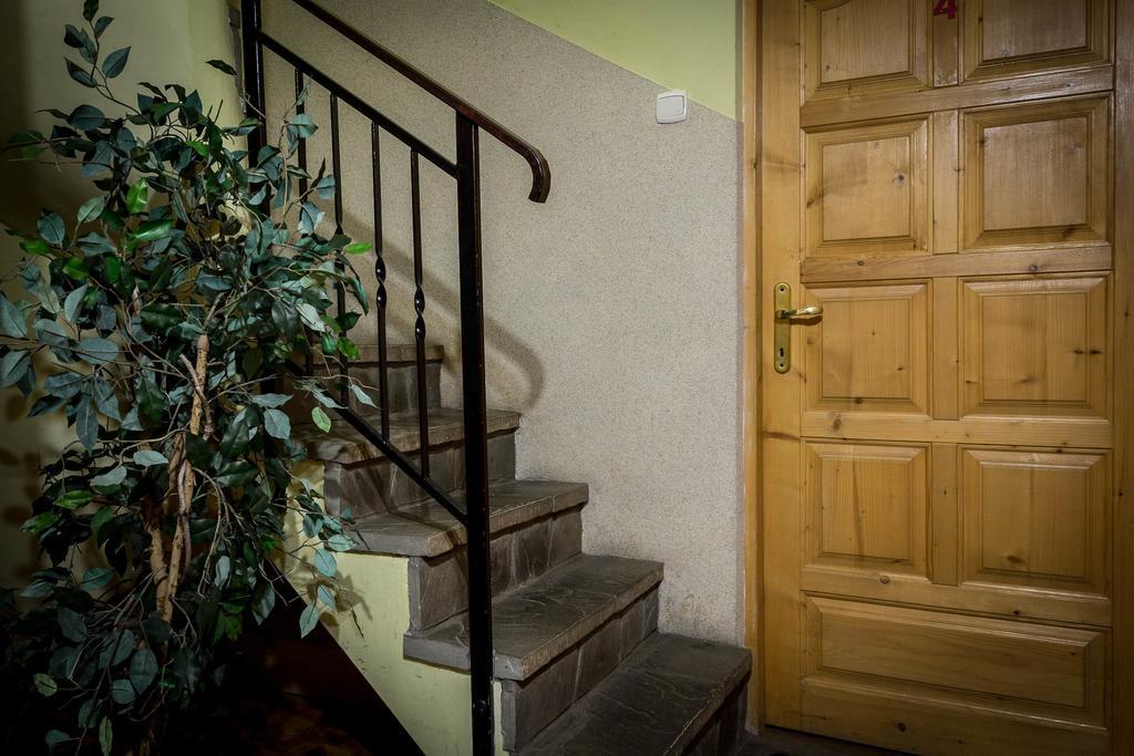 Pokoje Goscinne Baron Zakopane Exterior foto